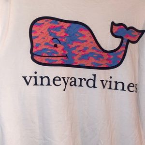 NWOT MENS VINEYARD VINES TEE